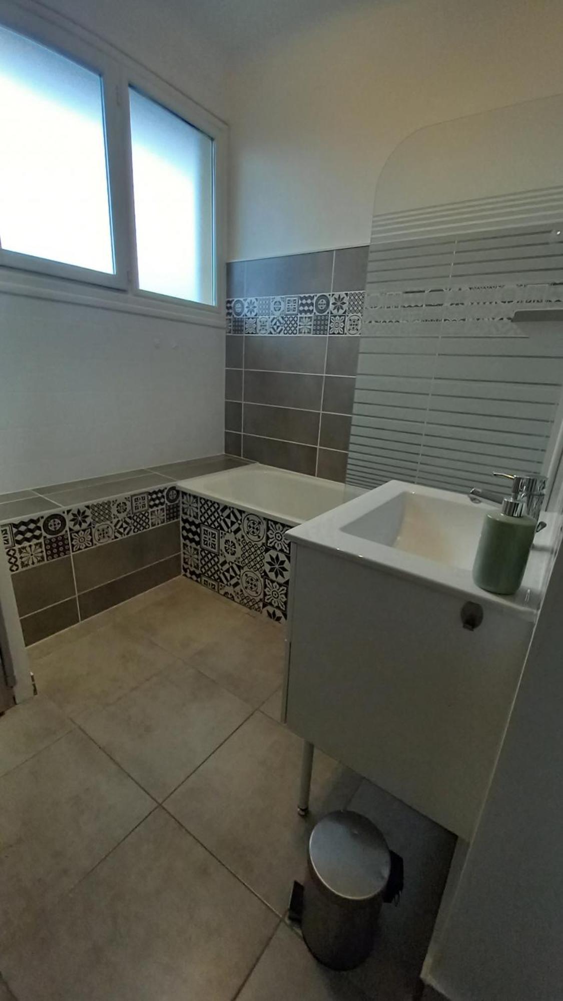 Le Voltaire -2 Chambres- 70M2- Hypercentre-Parking-Wifi Fibre- Nouvelle Literie Tarbes Exteriör bild